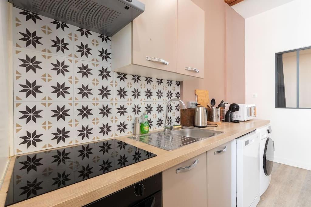 Le Petit Carnot Apartment ตูร์นุส ภายนอก รูปภาพ